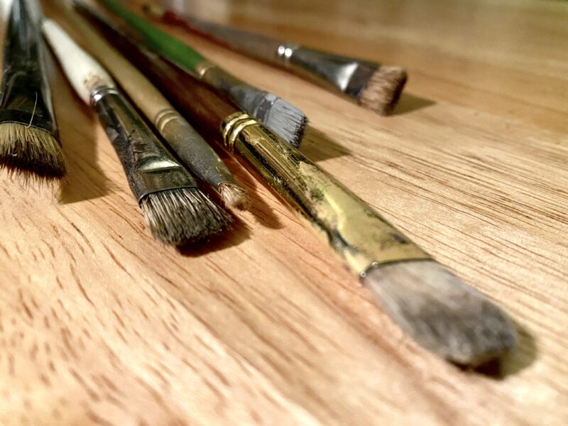 Brushes of the Trade: Oil Painting Brushes